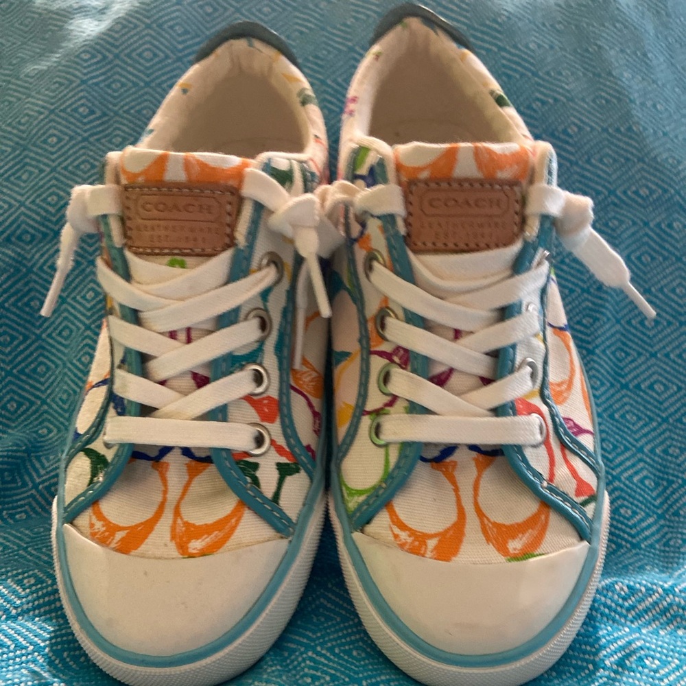 NWOT Coach sneakers size 6